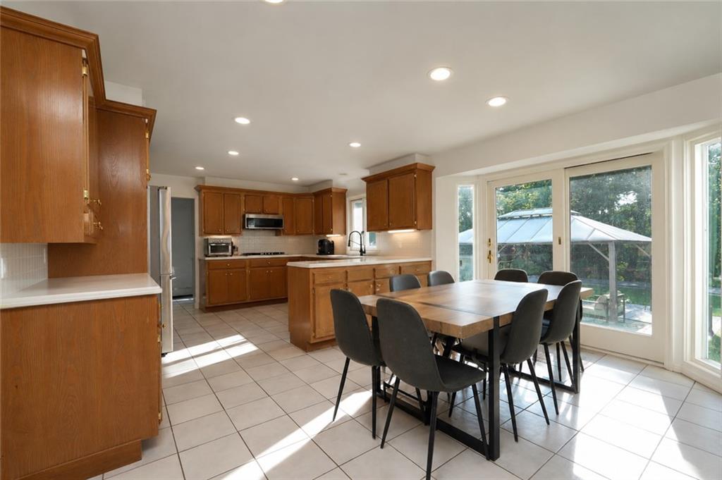 97 Buttonwood Drive Out of NYC Huntington Station NY 11746