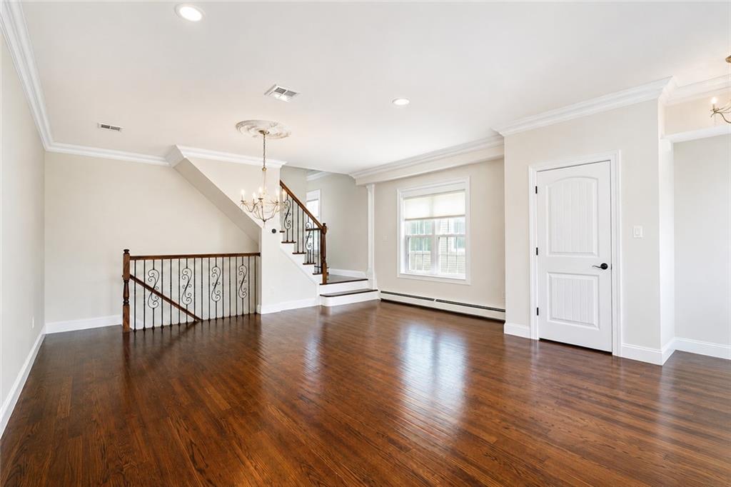 117 Santa Monica Lane Rossville Staten Island NY 10309
