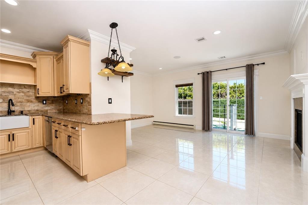 117 Santa Monica Lane Rossville Staten Island NY 10309