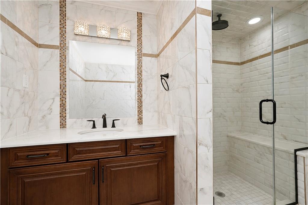 117 Santa Monica Lane Rossville Staten Island NY 10309