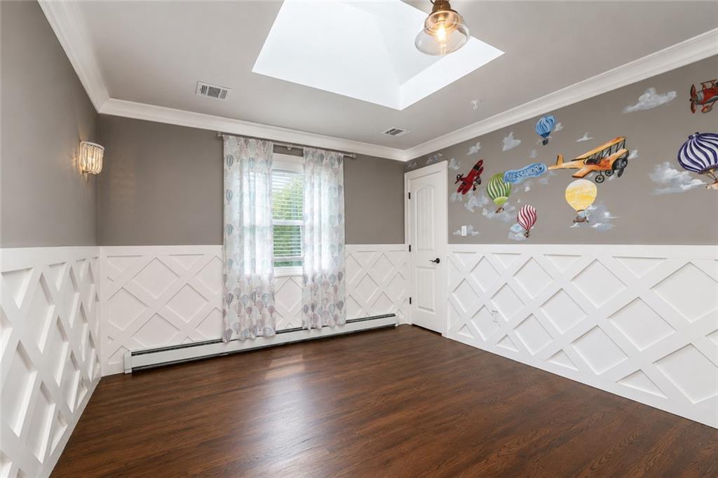 117 Santa Monica Lane Rossville Staten Island NY 10309