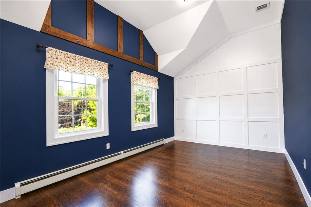 117 Santa Monica Lane Rossville Staten Island NY 10309