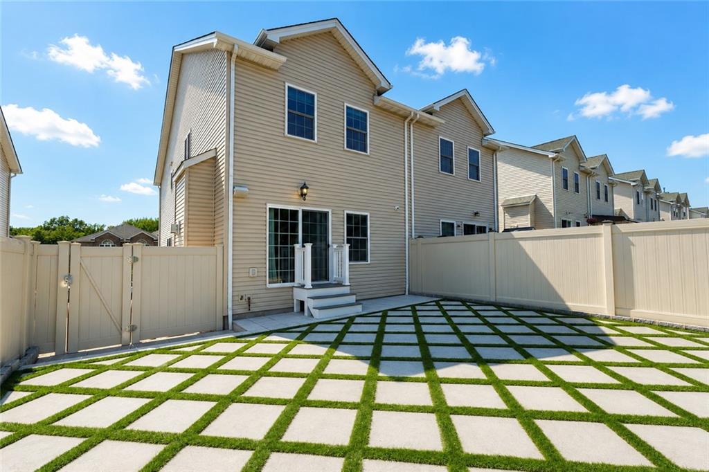117 Santa Monica Lane Rossville Staten Island NY 10309