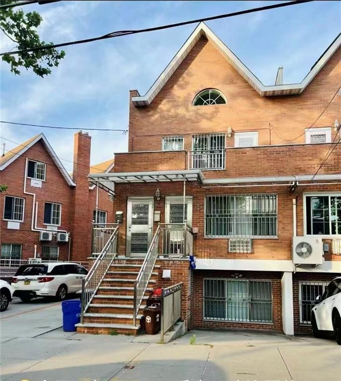 5811 183rd Street Fresh Meadows Flushing NY 11365