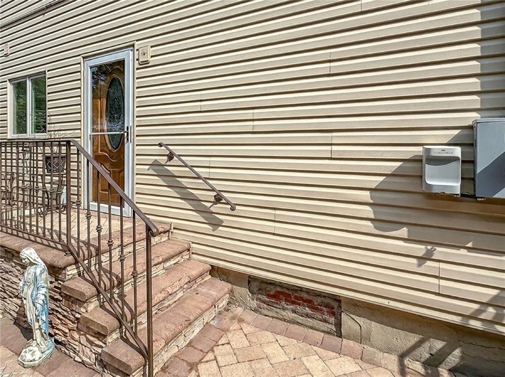 22 Mason Boulevard Rossville Staten Island NY 10309