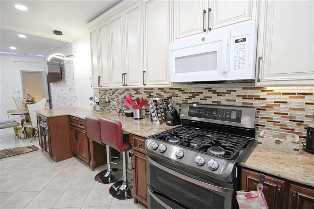 1075 Bay Ridge Parkway Dyker Heights Brooklyn NY 11228