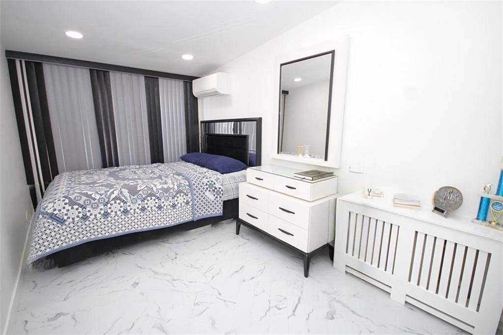 1075 Bay Ridge Parkway Dyker Heights Brooklyn NY 11228