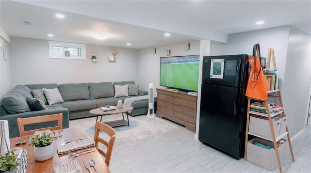 255-03 87th Drive Floral Park Queens NY 11001