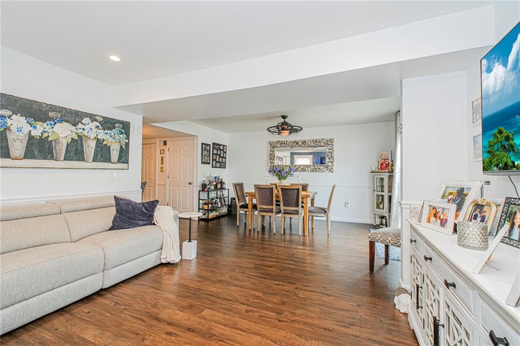 93 Mimosa Lane Huguenot Staten Island NY 10312