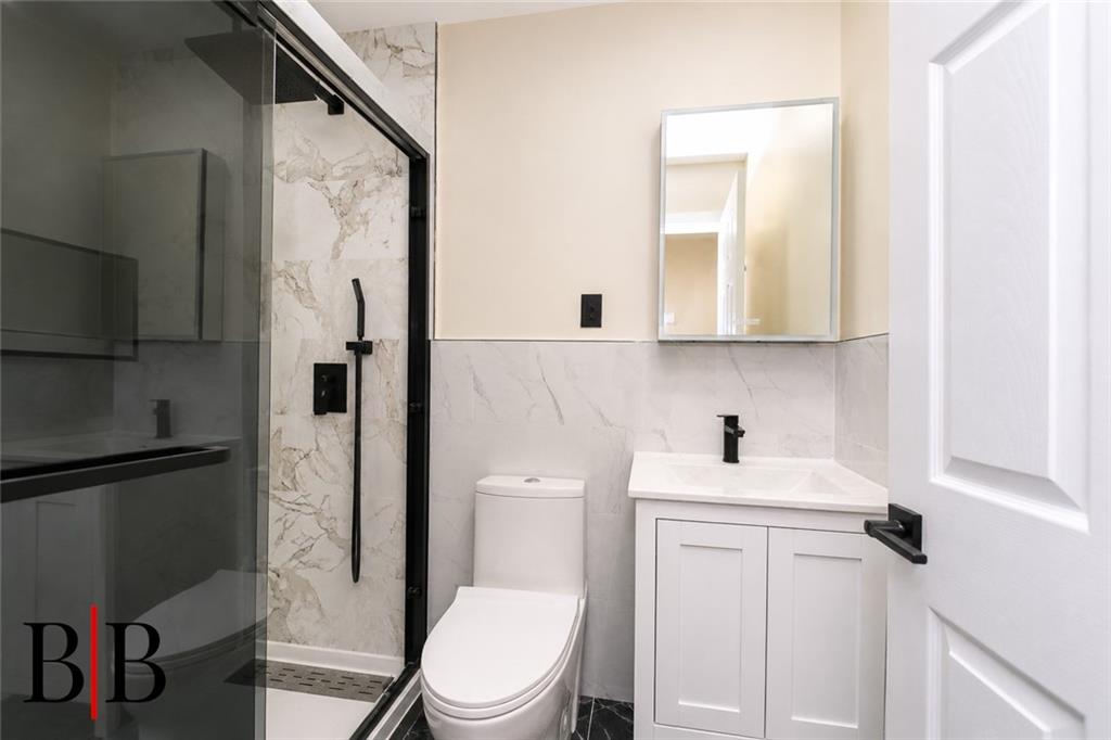 166 Stuyvesant Avenue Bedford Stuyvesant Brooklyn NY 11221