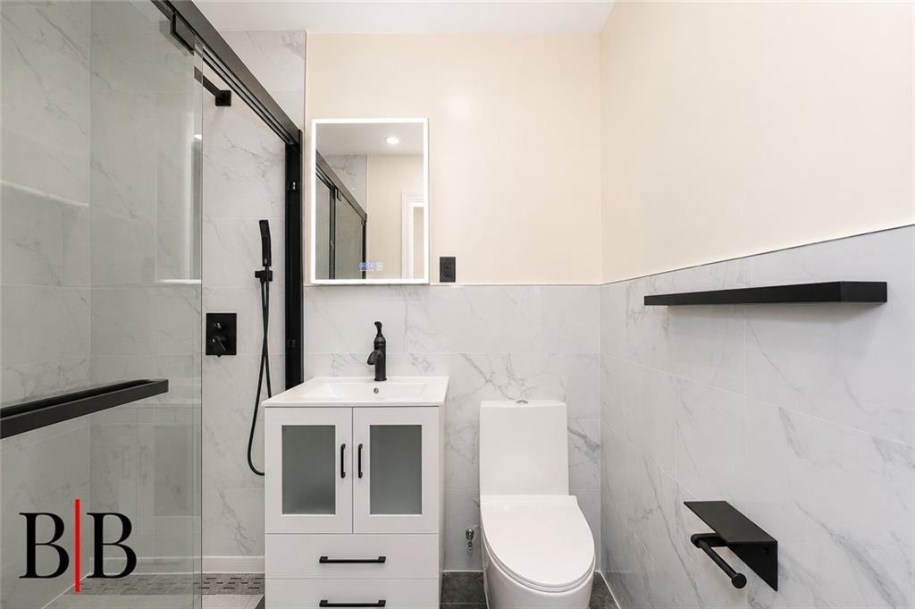 166 Stuyvesant Avenue Bedford Stuyvesant Brooklyn NY 11221