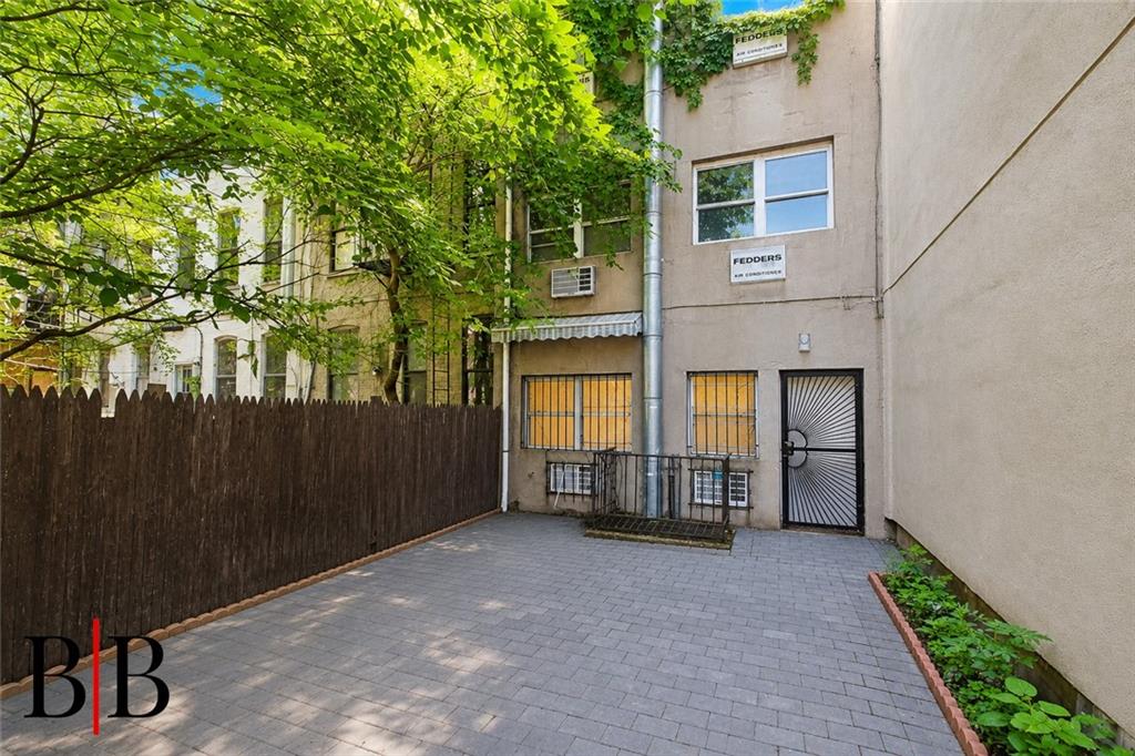 166 Stuyvesant Avenue Bedford Stuyvesant Brooklyn NY 11221