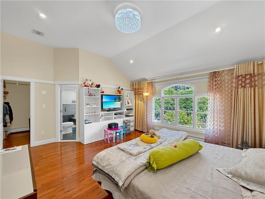 25 Bogota Street New Springville Staten Island NY 10314