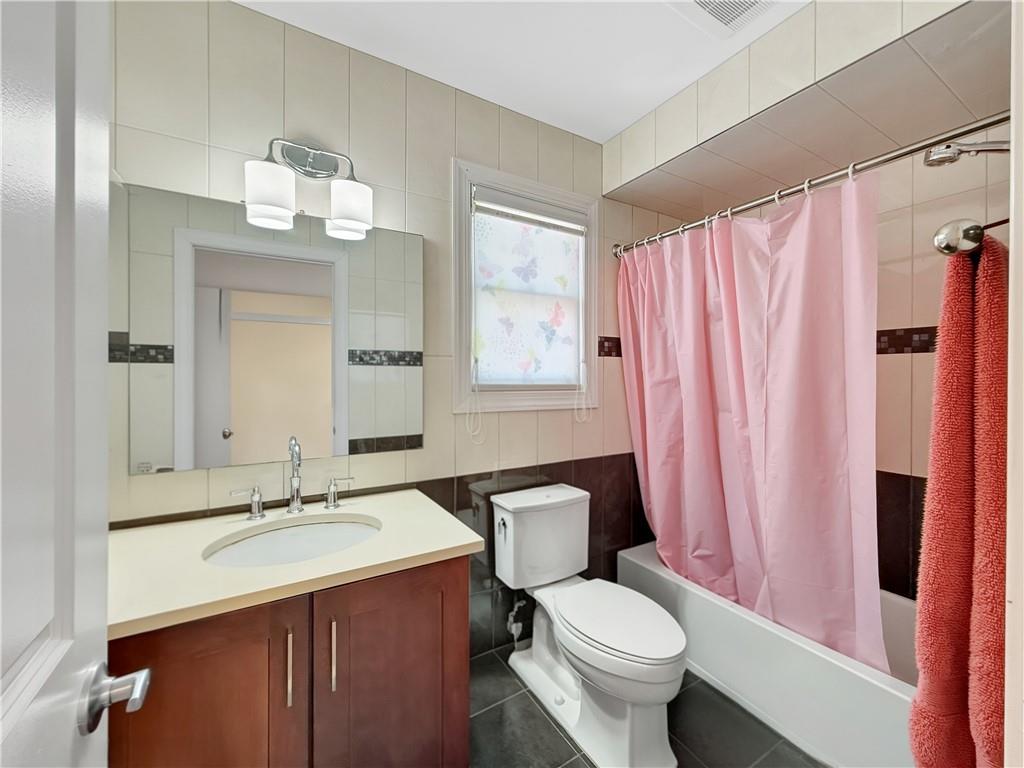 25 Bogota Street New Springville Staten Island NY 10314