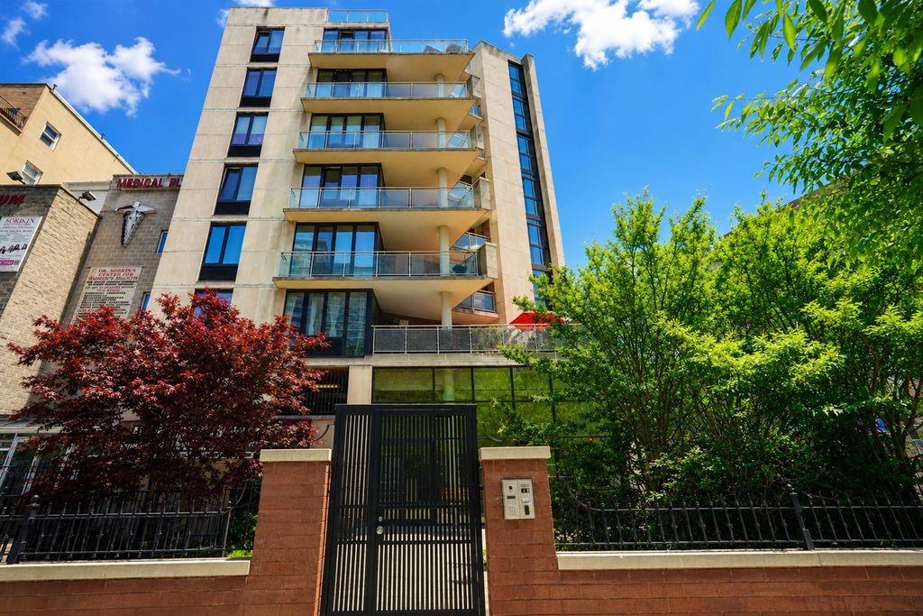 2833 Ocean Parkway Brighton Beach Brooklyn NY 11235