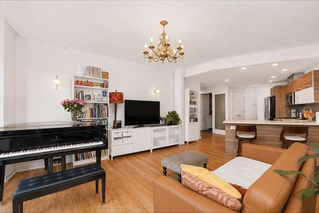 2833 Ocean Parkway Brighton Beach Brooklyn NY 11235