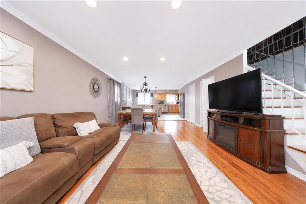 41 Ibsen Avenue Arden Heights Staten Island NY 10312