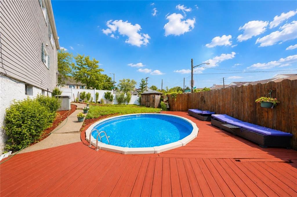 41 Ibsen Avenue Arden Heights Staten Island NY 10312