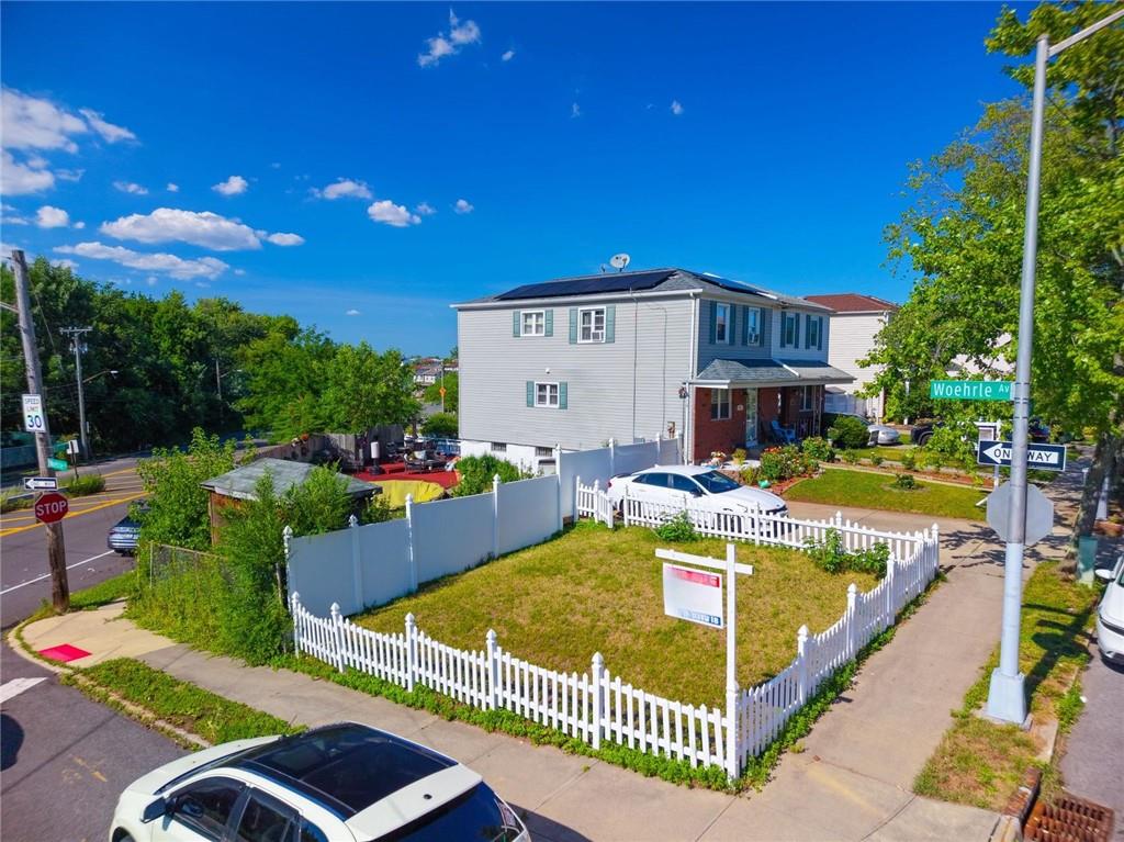 41 Ibsen Avenue Arden Heights Staten Island NY 10312