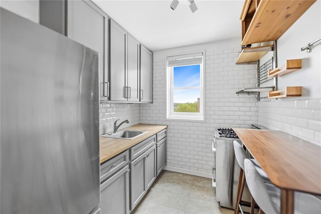 2939 Avenue Y Sheepshead Bay Brooklyn NY 11235
