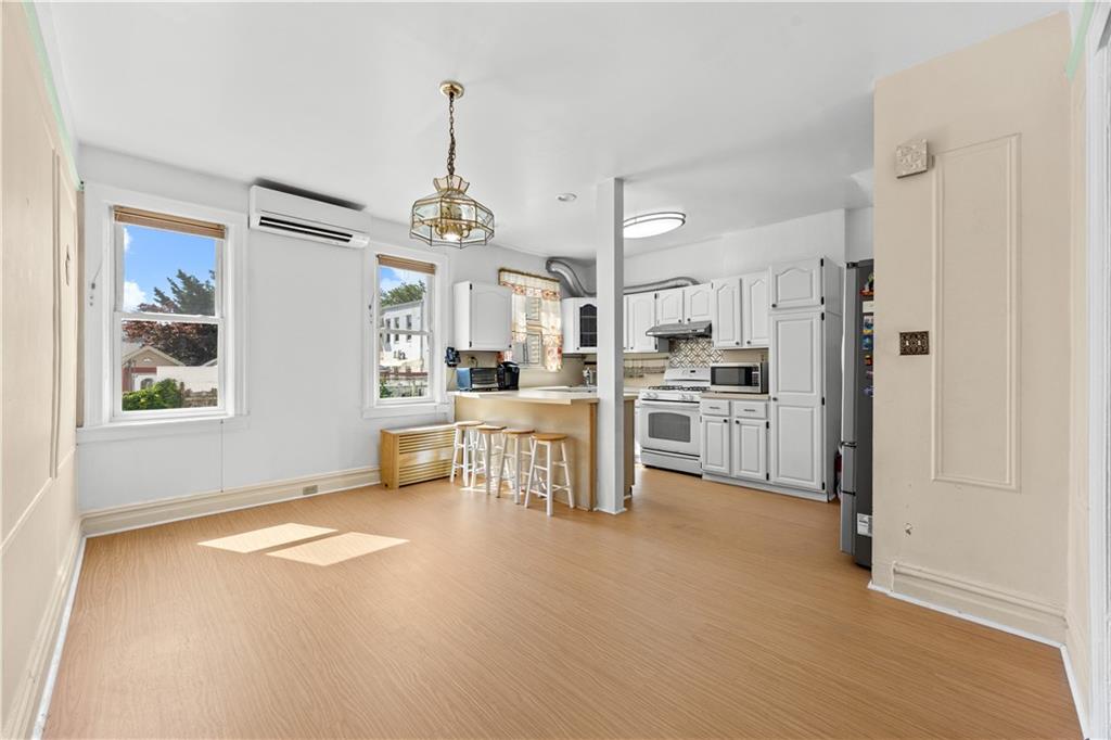 8113 14th Avenue Dyker Heights Brooklyn NY 11228