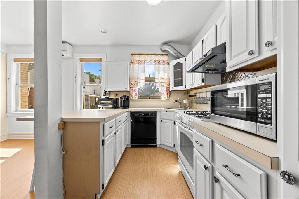8113 14th Avenue Dyker Heights Brooklyn NY 11228