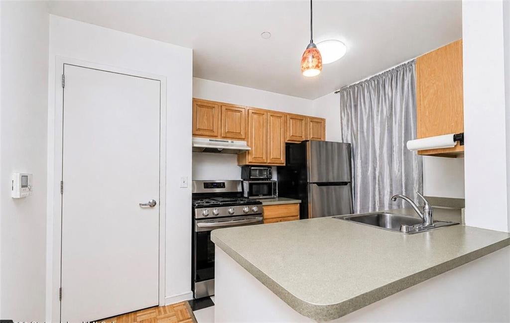 566 Gates Avenue Bedford Stuyvesant Brooklyn NY 11221
