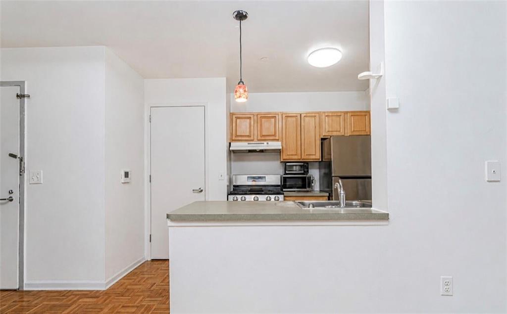 566 Gates Avenue Bedford Stuyvesant Brooklyn NY 11221