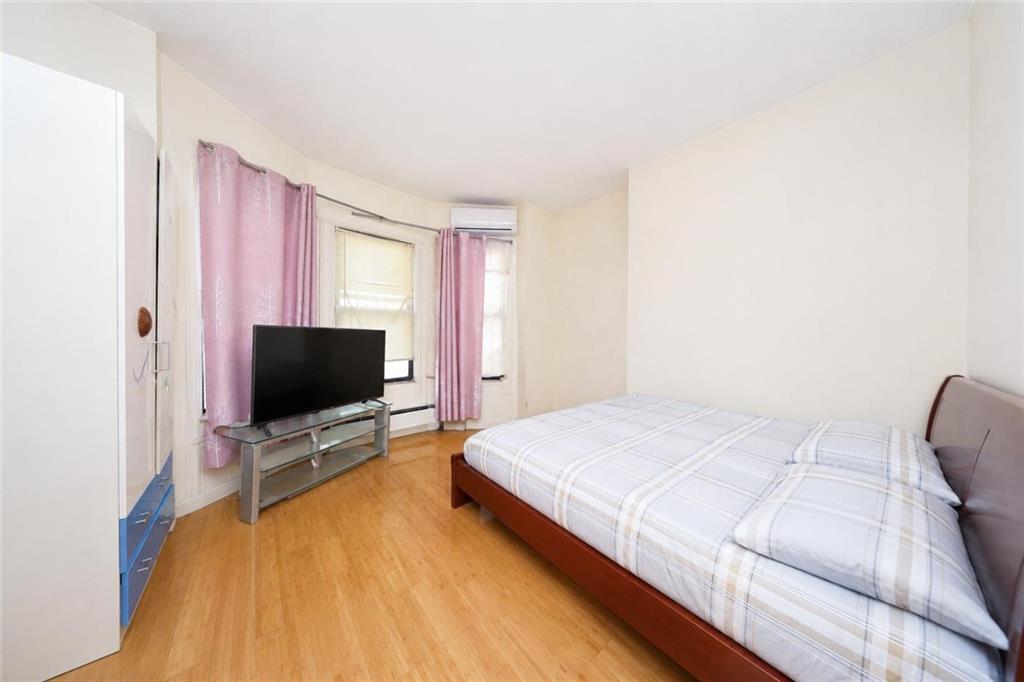 762 50th Street Sunset Park Brooklyn NY 11220
