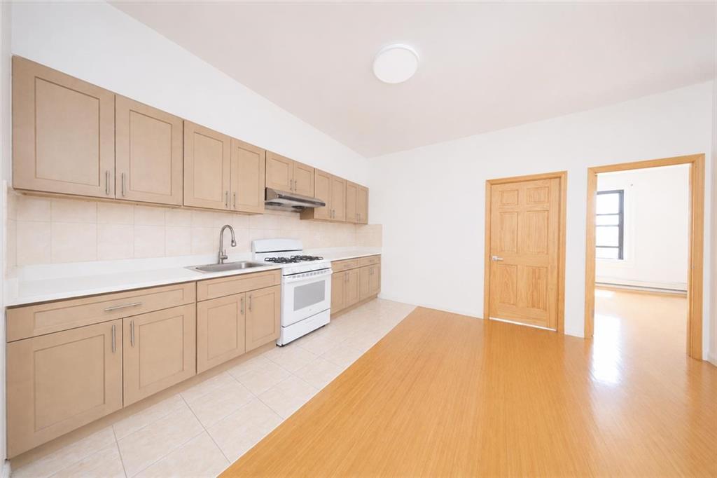 762 50th Street Sunset Park Brooklyn NY 11220