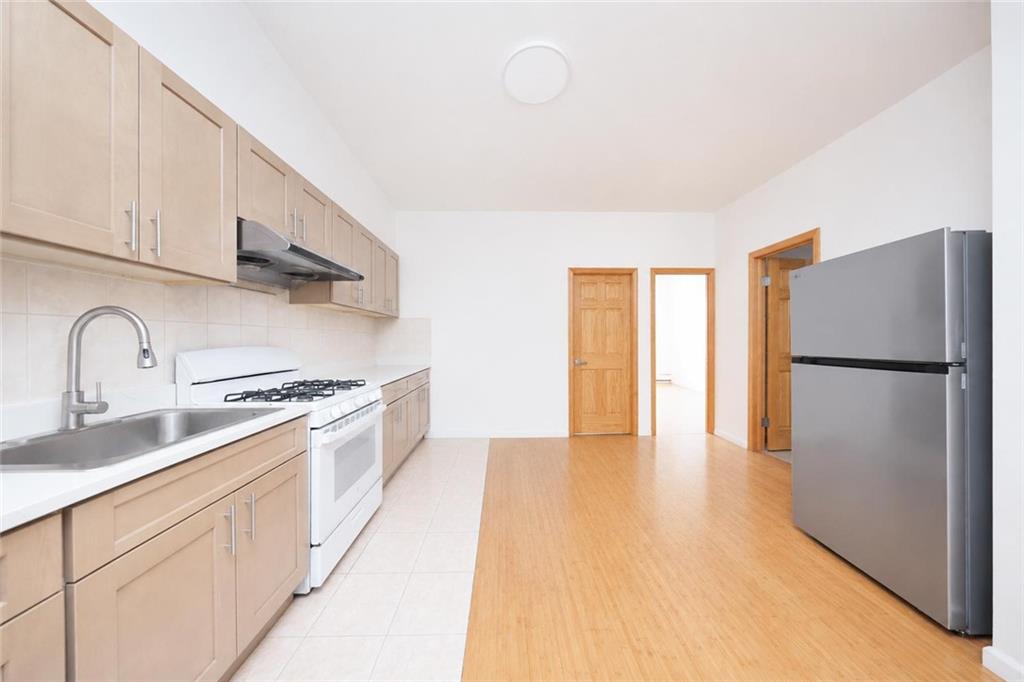 762 50th Street Sunset Park Brooklyn NY 11220