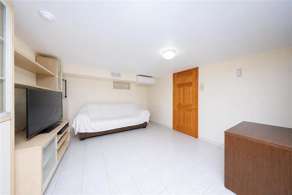 312 Avenue P Gravesend Brooklyn NY 11204