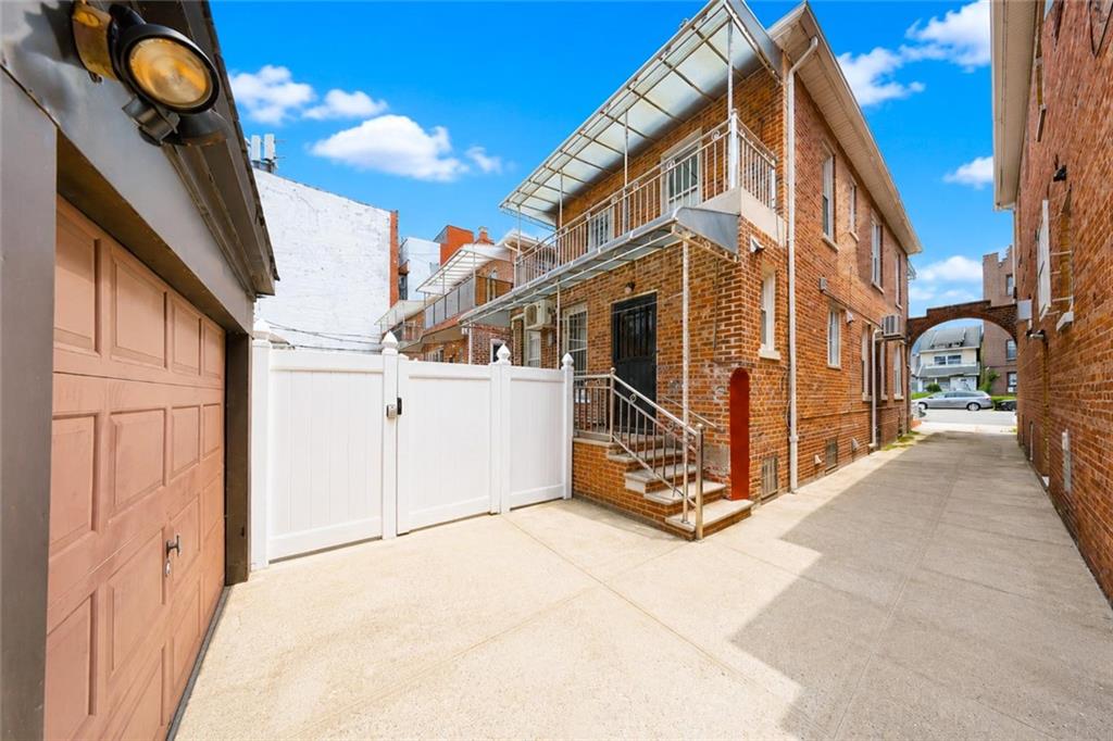 312 Avenue P Gravesend Brooklyn NY 11204