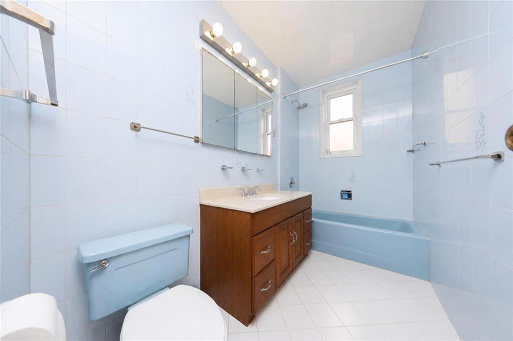 312 Avenue P Gravesend Brooklyn NY 11204