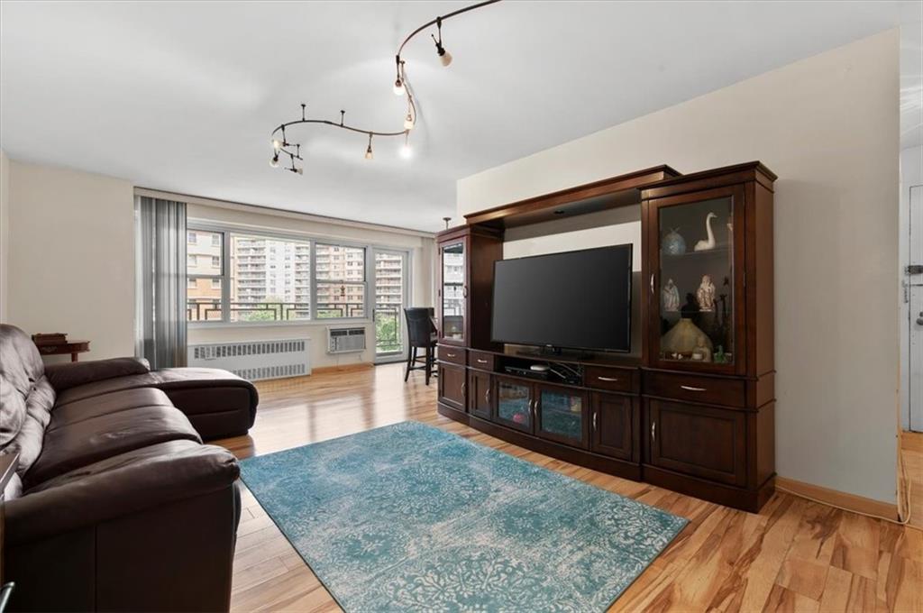2940 West 5th Street Brighton Beach Brooklyn NY 11224