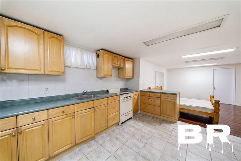 1917 East 26th Street Madison Brooklyn NY 11229