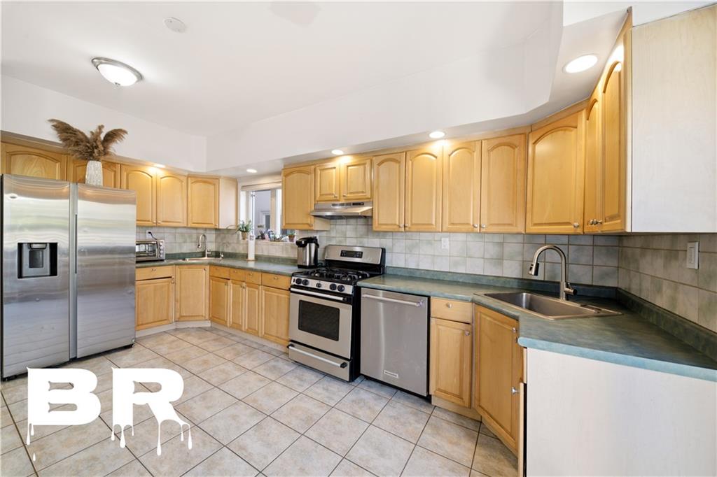 1917 East 26th Street Madison Brooklyn NY 11229