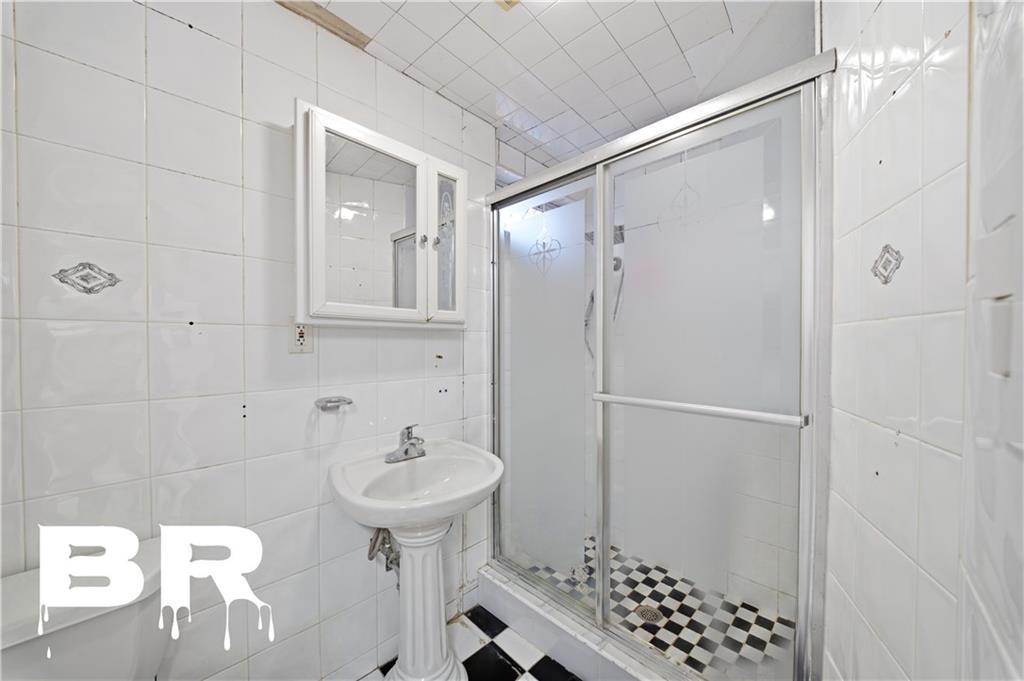 1917 East 26th Street Madison Brooklyn NY 11229