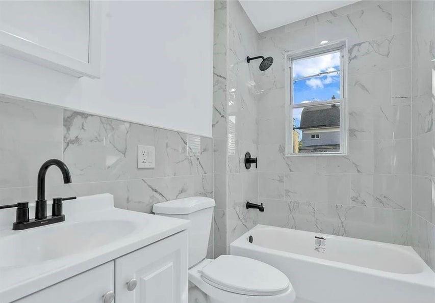 63 Highview Avenue New Brighton Staten Island NY 10301