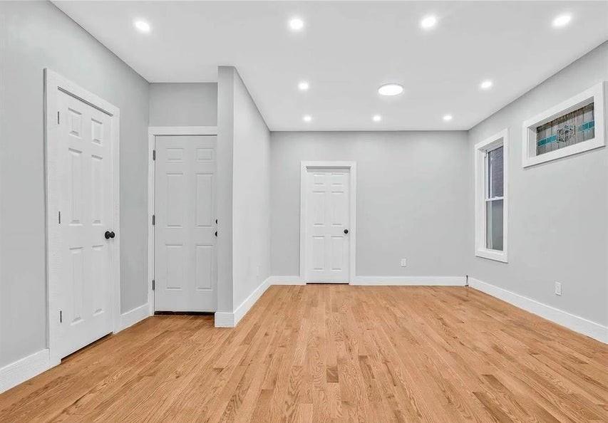 63 Highview Avenue New Brighton Staten Island NY 10301