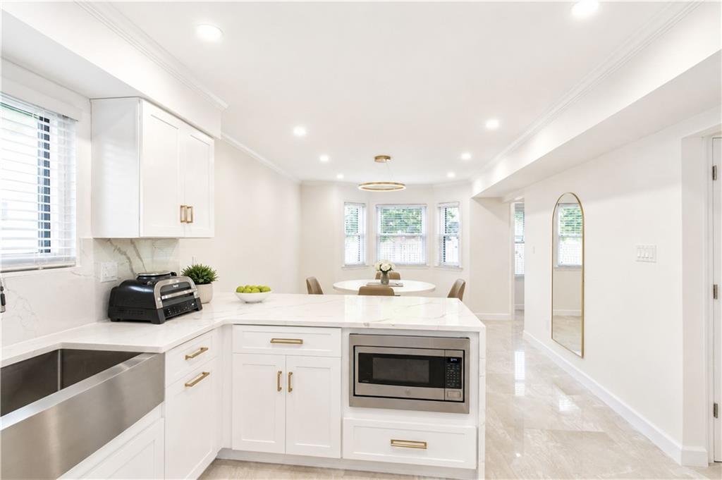 7 Shirra Avenue New Springville Staten Island NY 10314