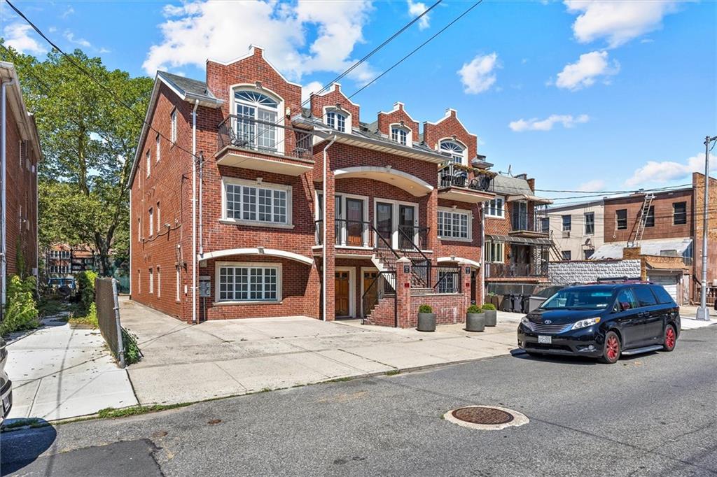 2518 West St Gravesend Brooklyn NY 11223