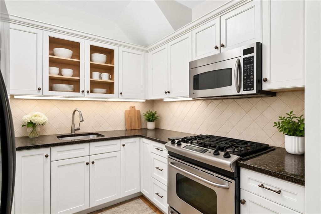 2518 West St Gravesend Brooklyn NY 11223