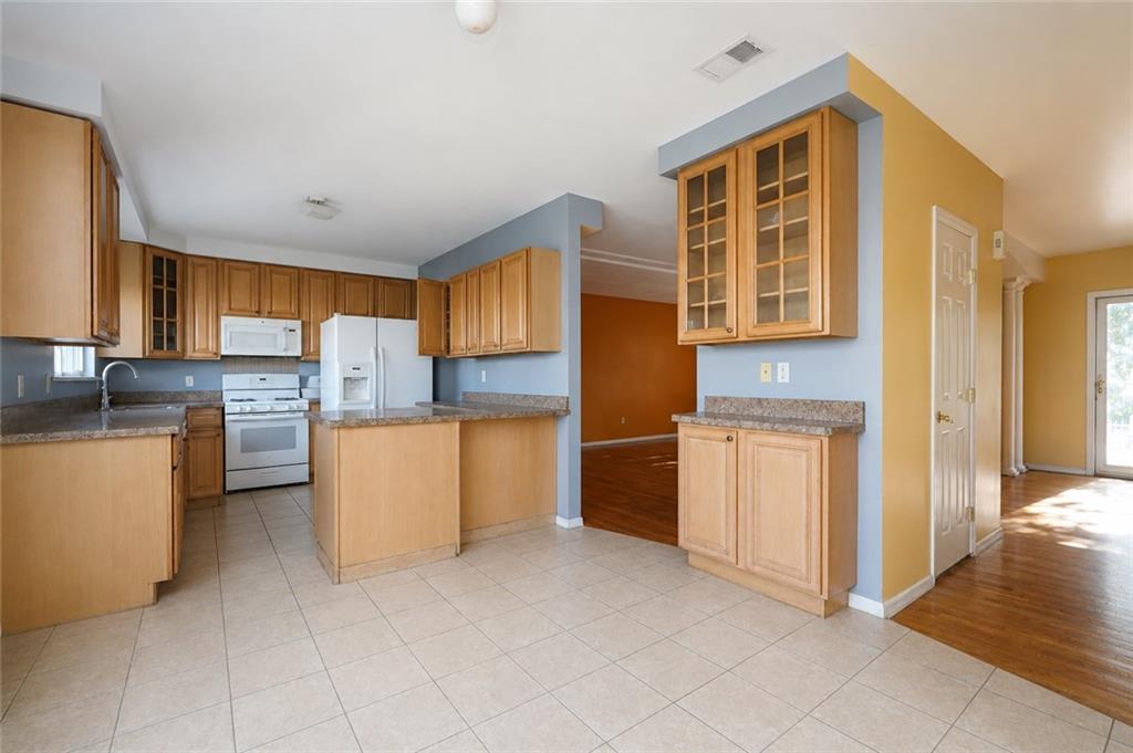25 Northfield Avenue Mariner's Harbor Staten Island NY 10303