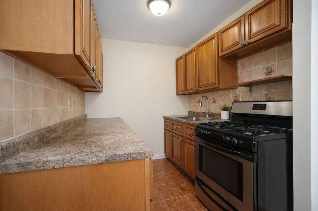 1237 Avenue Z Sheepshead Bay Brooklyn NY 11235