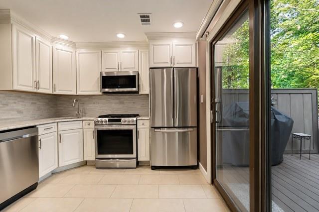8 Rumson Road New Springville Staten Island NY 10314