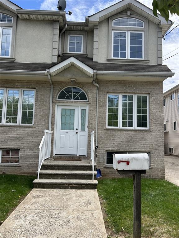 1322 Rockland Avenue New Springville Staten Island NY 10314