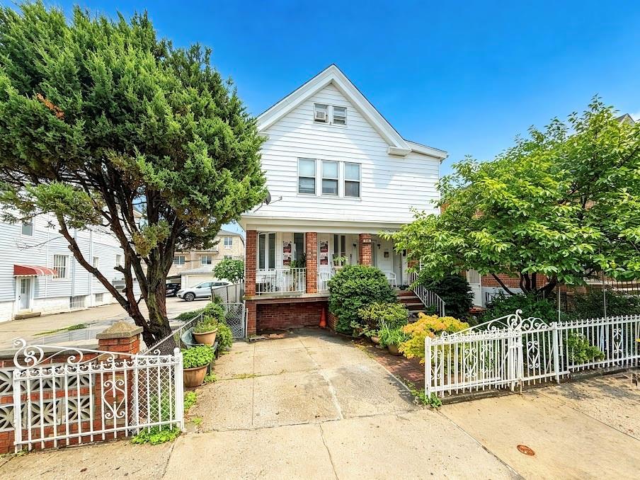 199 Bay 25th Street Bath Beach Brooklyn NY 11214