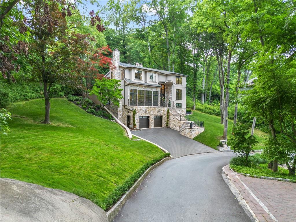 44 Annfield Court Todt Hill Staten Island NY 10304