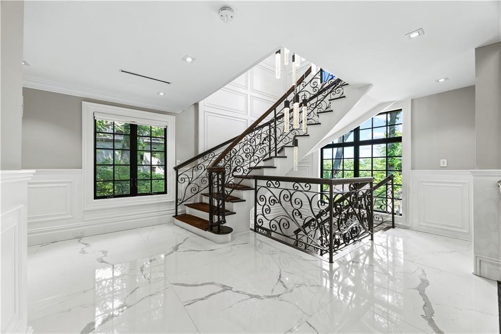44 Annfield Court Todt Hill Staten Island NY 10304